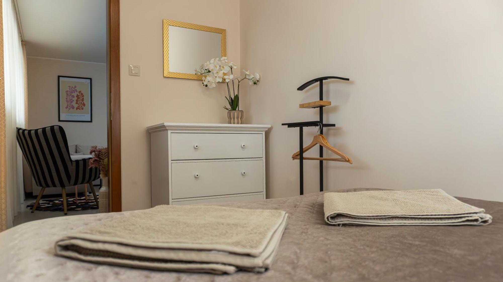 קישקונהלש Thermal Irisz Apartman מראה חיצוני תמונה