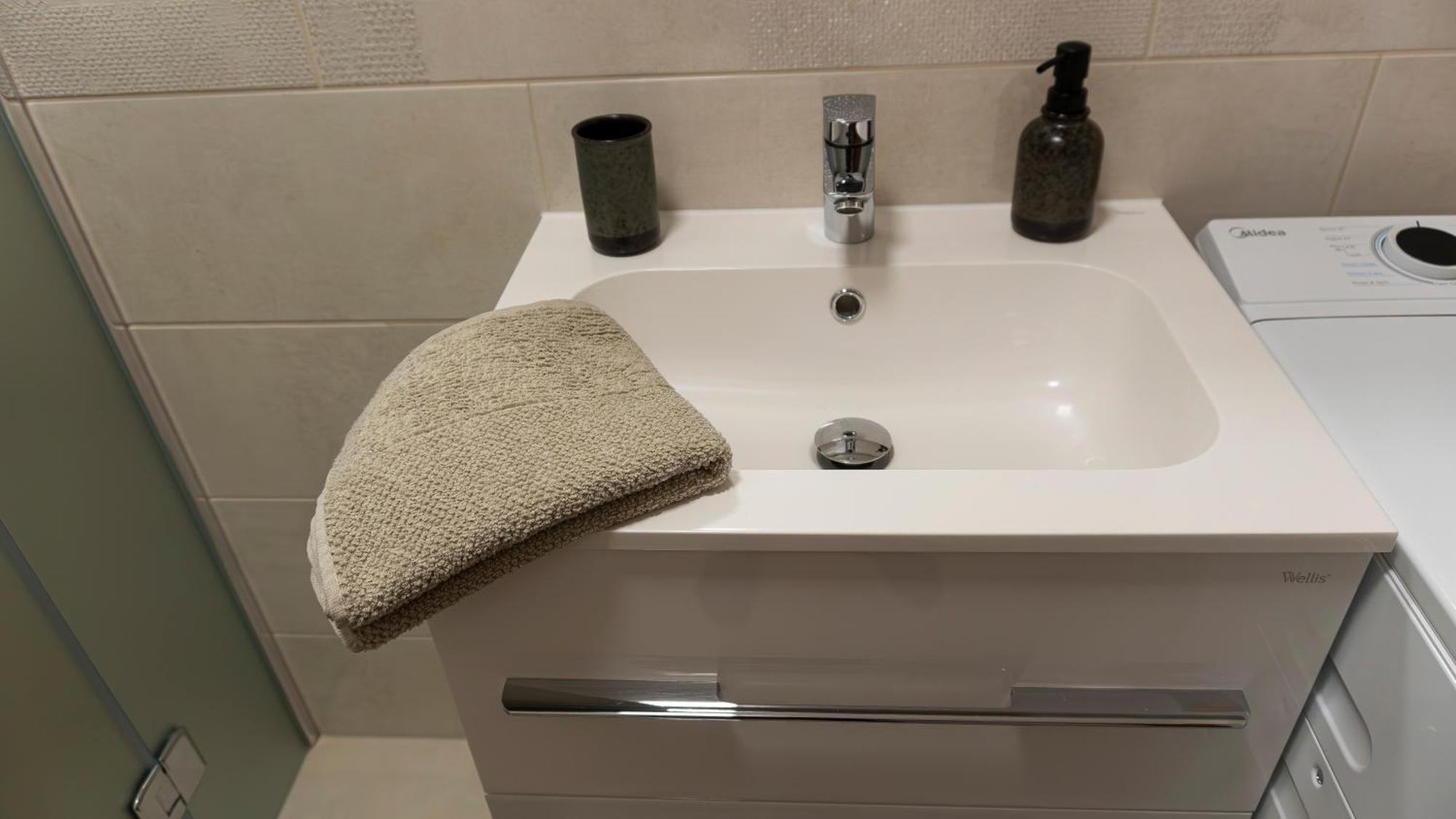 קישקונהלש Thermal Irisz Apartman מראה חיצוני תמונה